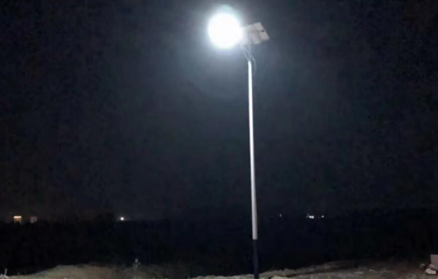 太阳能路灯灯杆如何选择？